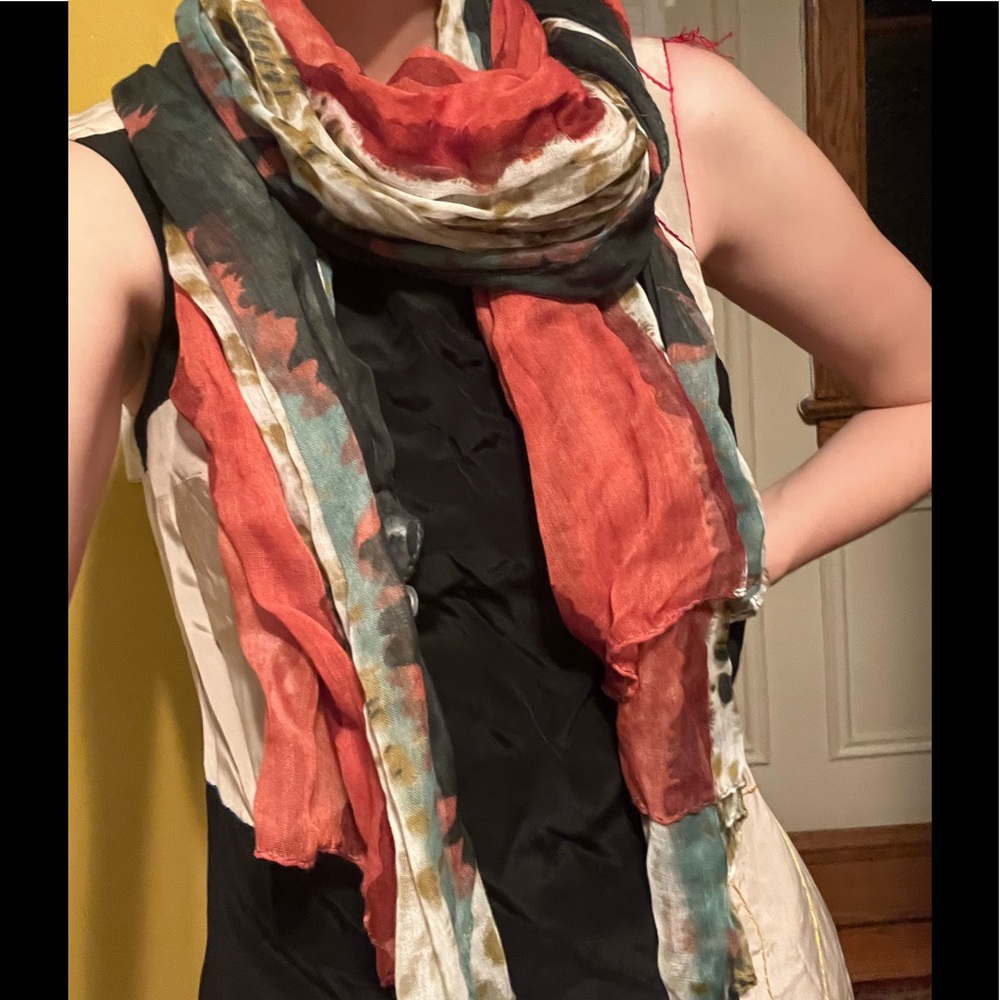 Lightweight long scarf